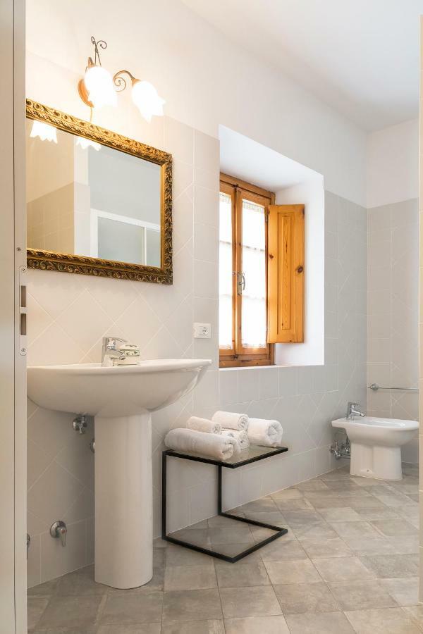 Agriturismo Podere Rondinaio Lamporecchio Eksteriør bilde